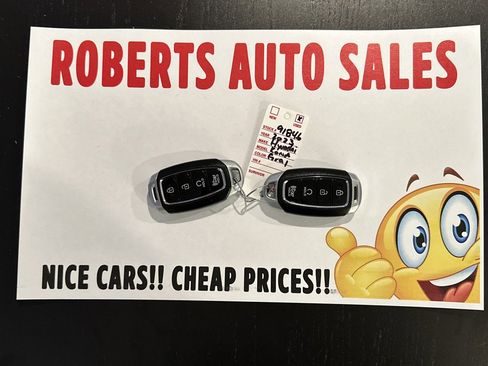 Used 2023 Hyundai Kona Limited image 35