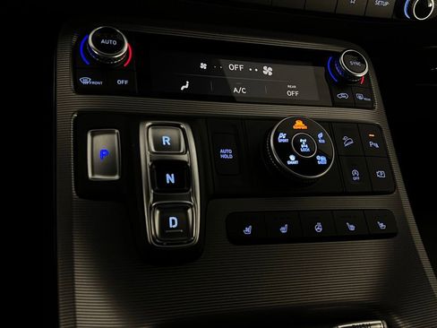 Used 2024 Hyundai Palisade Calligraphy image 18