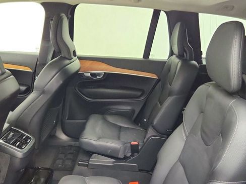 Used 2023 Volvo XC90 B6 Plus w/ Protection Package Premier AWD/4WD image 21