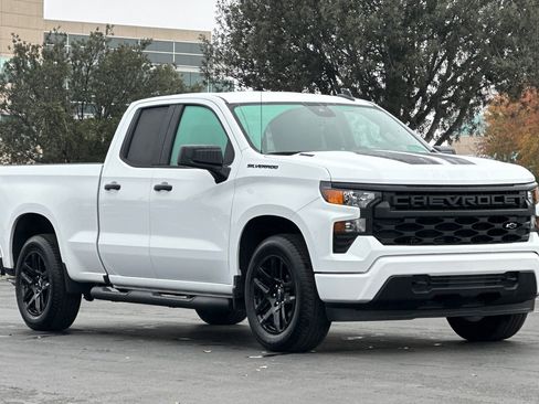 Used 2025 Chevrolet Silverado 1500 Custom w/ Rally Edition image 2