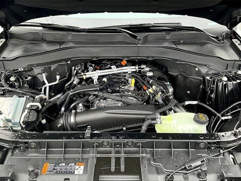 New 2026 Ford Explorer Active w/ Active Comfort Package image 12