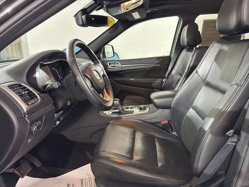 Used 2018 Jeep Grand Cherokee Limited w/ Luxury Group II image 20