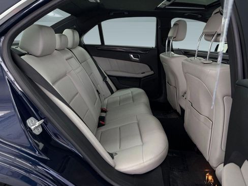 Used 2013 Mercedes-Benz E 350 Sedan image 24