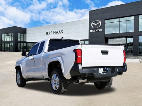 Used 2025 Toyota Tacoma SR image 2