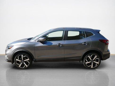 Certified 2022 Nissan Rogue Sport SL image 6