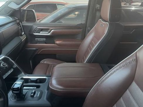 Used 2024 GMC Sierra 1500 Denali Ultimate AWD/4WD image 2