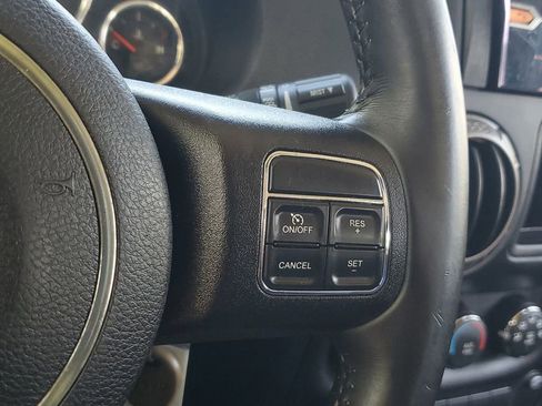 Used 2015 Jeep Wrangler Unlimited Sport w/ Connectivity Group AWD/4WD image 28