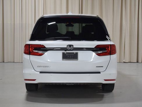 Used 2021 Honda Odyssey Touring image 14