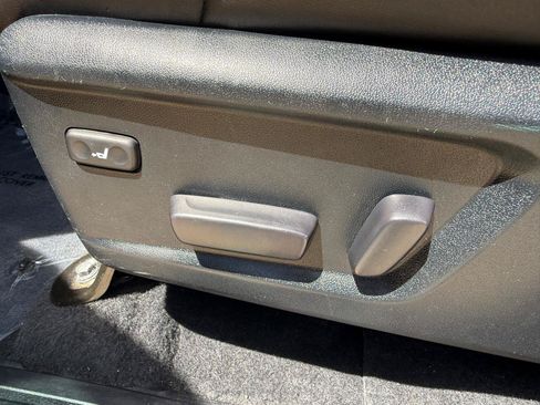 Used 2018 Toyota Tundra Platinum AWD/4WD image 10