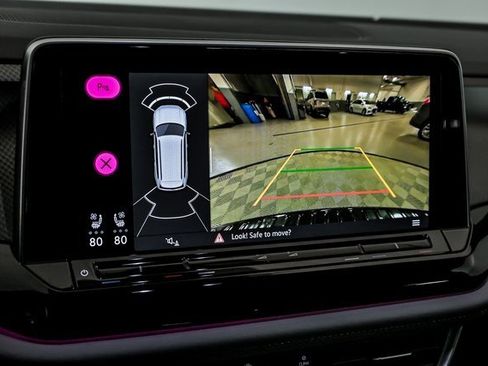 Certified 2025 Volkswagen Atlas Peak Edition SE image 20