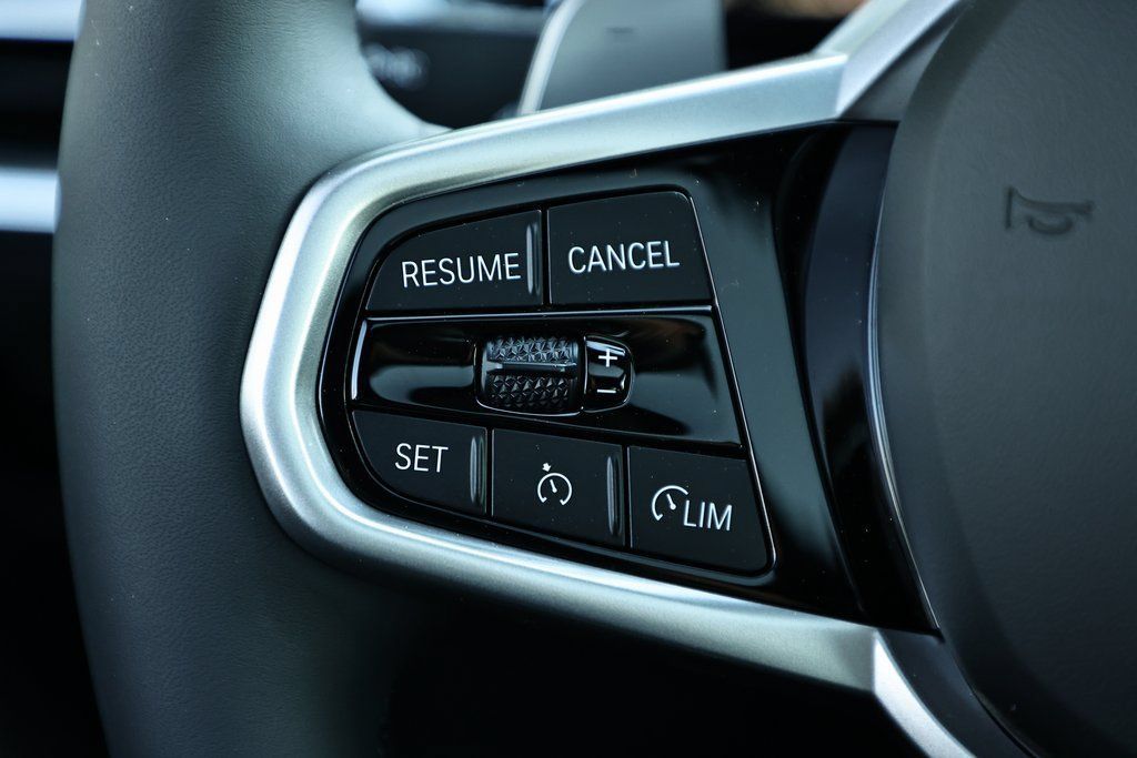 Used 2025 BMW 430i Coupe w/ M Sport Package RWD image 33