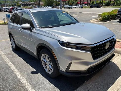 Used 2023 Honda CR-V EX-L image 3