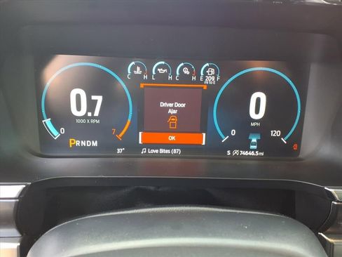 Used 2021 Ford F150 Lariat w/ Equipment Group 502A High image 6