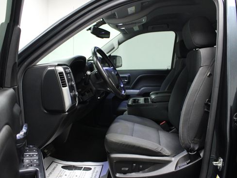 Used 2018 Chevrolet Silverado 1500 LT w/ All Star Edition AWD/4WD image 12