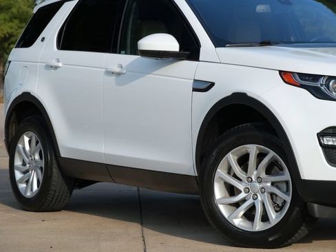 Used 2016 Land Rover Discovery Sport HSE AWD/4WD image 20