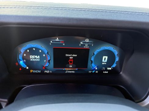 New 2025 Ford Bronco Outer Banks image 11