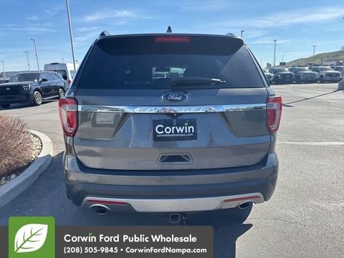 Used 2016 Ford Explorer Limited w/ Equipment Group 301A image 6