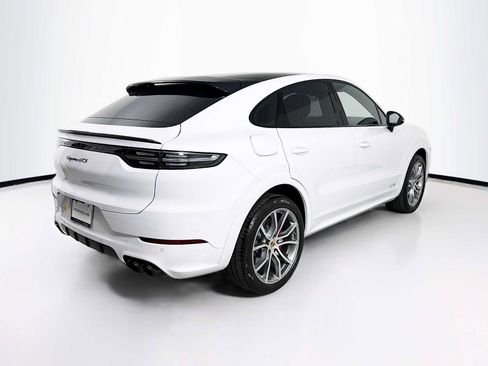 Certified 2023 Porsche Cayenne GTS AWD/4WD image 9