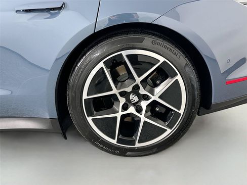 Certified 2026 Porsche Taycan AWD/4WD image 12