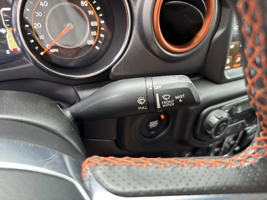 Used 2023 Jeep Gladiator Mojave AWD/4WD image 54