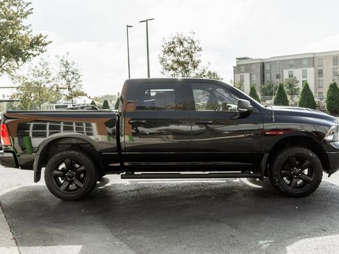 Used 2019 RAM 1500 Classic SLT w/ Black Appearance Group image 3