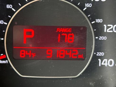 Used 2018 Kia Soul + FWD image 21