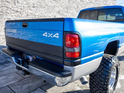 Used 1999 Dodge Ram 2500 Truck 4dr Quad Cab 139 WB HD 4WD image 23