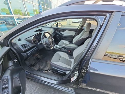 Used 2018 Subaru Crosstrek 2.0i Premium w/ Moonroof Package image 9