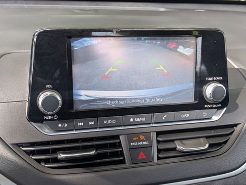 Used 2022 Nissan Altima 2.5 S FWD image 19