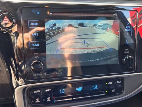 Used 2019 Toyota Corolla XSE FWD image 25