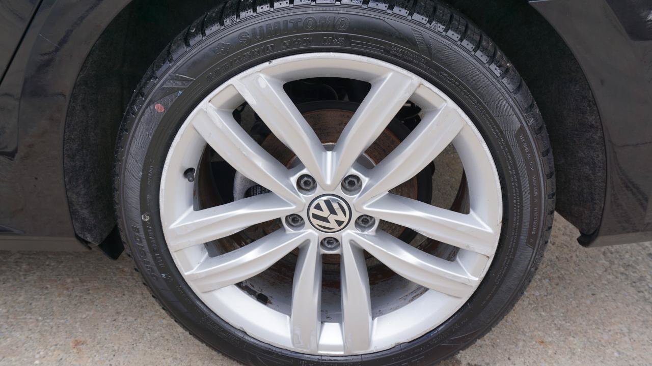 Used 2019 Volkswagen Passat 2.0T Wolfsburg FWD image 10