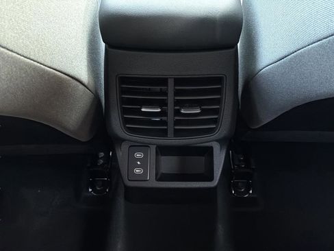 New 2026 Kia Seltos LX image 13