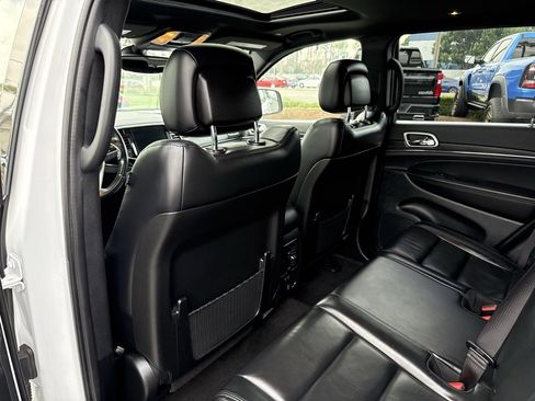 Used 2022 Jeep Grand Cherokee Limited image 26