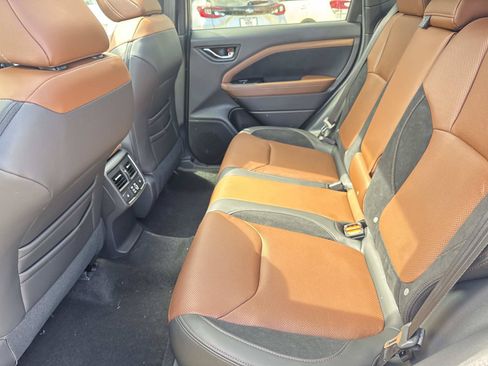 New 2026 Subaru Forester Touring AWD/4WD image 13