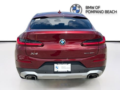 Used 2025 BMW X4 xDrive30i image 6