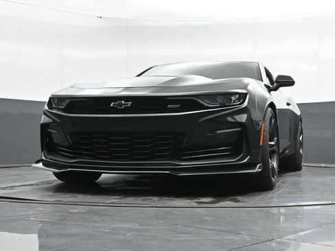 Used 2022 Chevrolet Camaro SS RWD image 46
