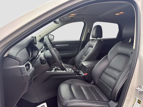 Used 2025 MAZDA CX-5 AWD 2.5 S w/ Preferred Package image 9