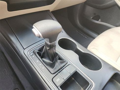 Used 2020 Kia Sorento LX image 20