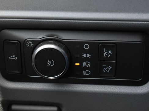 Used 2022 Ford F150 XLT AWD/4WD image 18