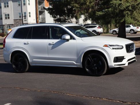 Used 2019 Volvo XC90 T6 R-Design w/ Advanced Package AWD/4WD image 2