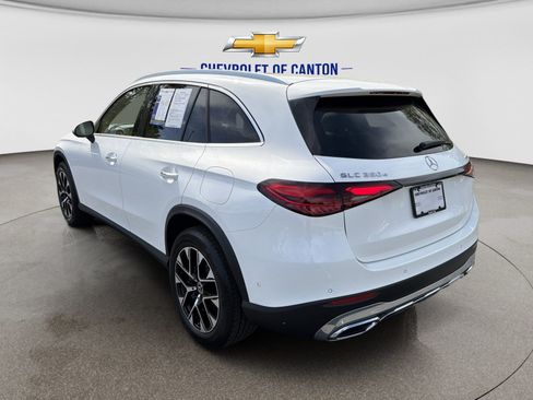 Used 2025 Mercedes-Benz GLC 350e 4MATIC image 7