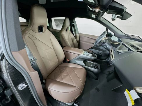 Used 2025 BMW iX xDrive50 image 36