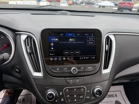 Used 2024 Chevrolet Malibu LT FWD image 19