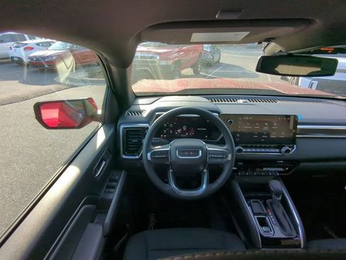 New 2026 GMC Canyon Elevation w/ Convenience Package image 34