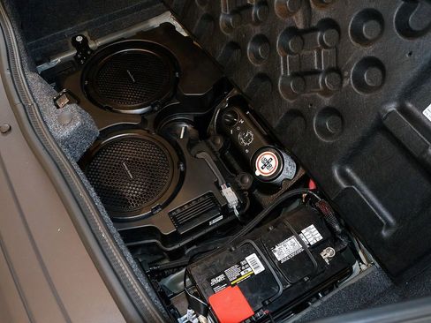 Used 2015 Dodge Challenger SRT Hellcat image 48