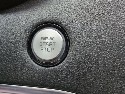 Used 2019 Kia Stinger GT image 17