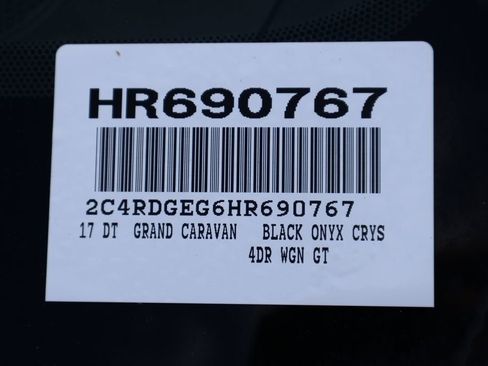 Used 2017 Dodge Grand Caravan GT image 7