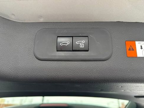 Used 2024 Lexus TX 500h AWD image 31