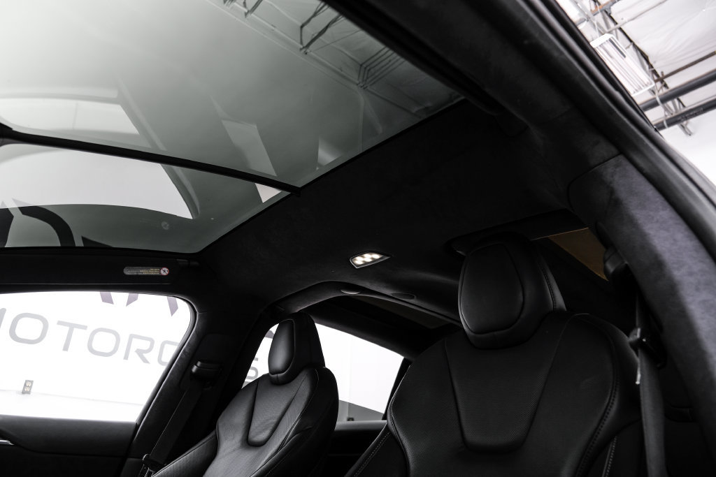 Used 2022 Tesla Model X Plaid AWD/4WD image 5