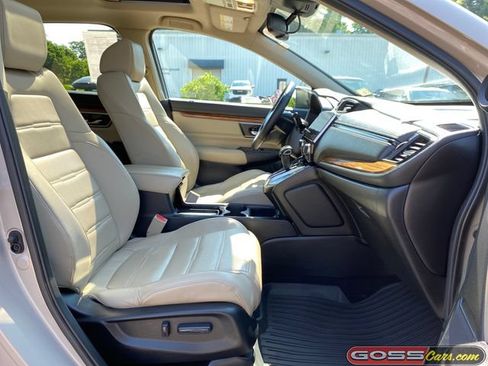 Used 2018 Honda CR-V Touring image 6